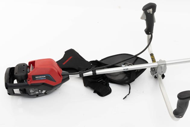 Honda 36V HHT36 Brush Cutter with 4.0Ah Battery DP3640XAE and Fast Charger CV3680XA